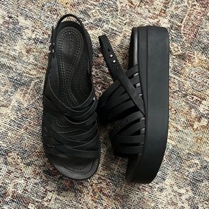 Crocs Brooklyn Strappy Low Wedge